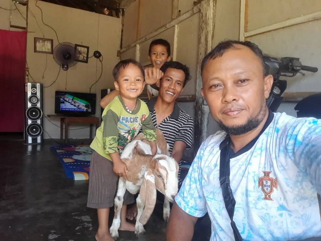 adi sorum kambing dua